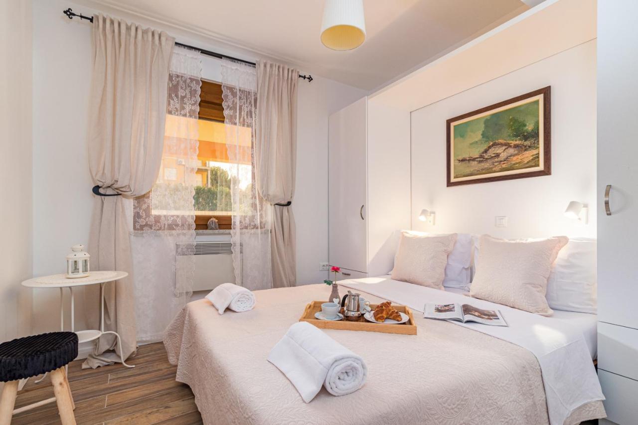 Lovely Istrian Apartment With A Private Swimming Pool And A Charming Garden Banjole Exterior photo